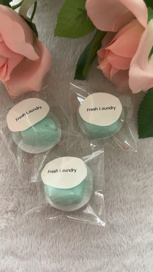 Fresh Laundry- Hearts