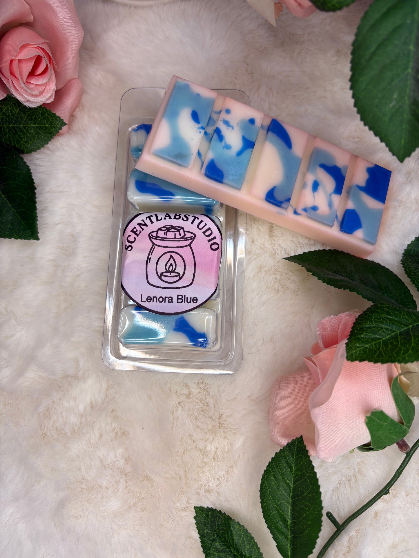 Lenora Blue clamshell